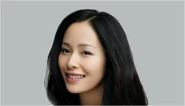 江一燕从小展露舞蹈天赋支教十年被质疑如今为幸福而活