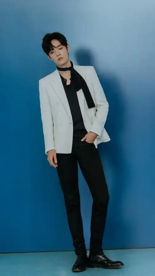 肖战超话xz#肖战余生请多指教#xzgg#肖战为你开小灶#78 【全身工作