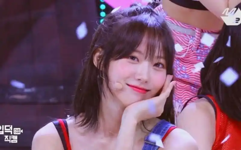 【宇宙少女】李luda-boogie up单人横屏直拍