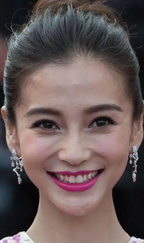 无精修的明星脸才是真实的,看了杨颖的生图你们还羡慕明星吗?