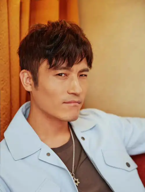 演员耿乐:与孔琳分手后,娶圈外妻子生一子,终获幸福_长发_时候_头发