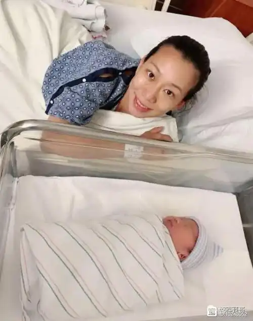 盘点2019年生孩子的20位女星看看谁最幸福