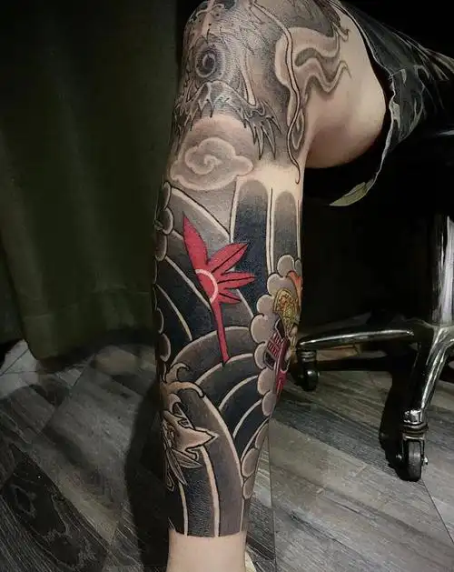 老传统花腿纹身图片腿部老传统花腿老传统达摩蛋纹身图案