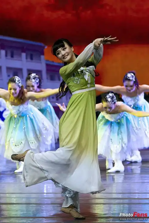 原创舞剧《格桑花·茉莉花》