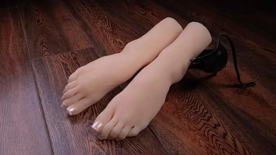 38码仿真足模脚模深足弓伸脚姿势造型美脚展示服装模特