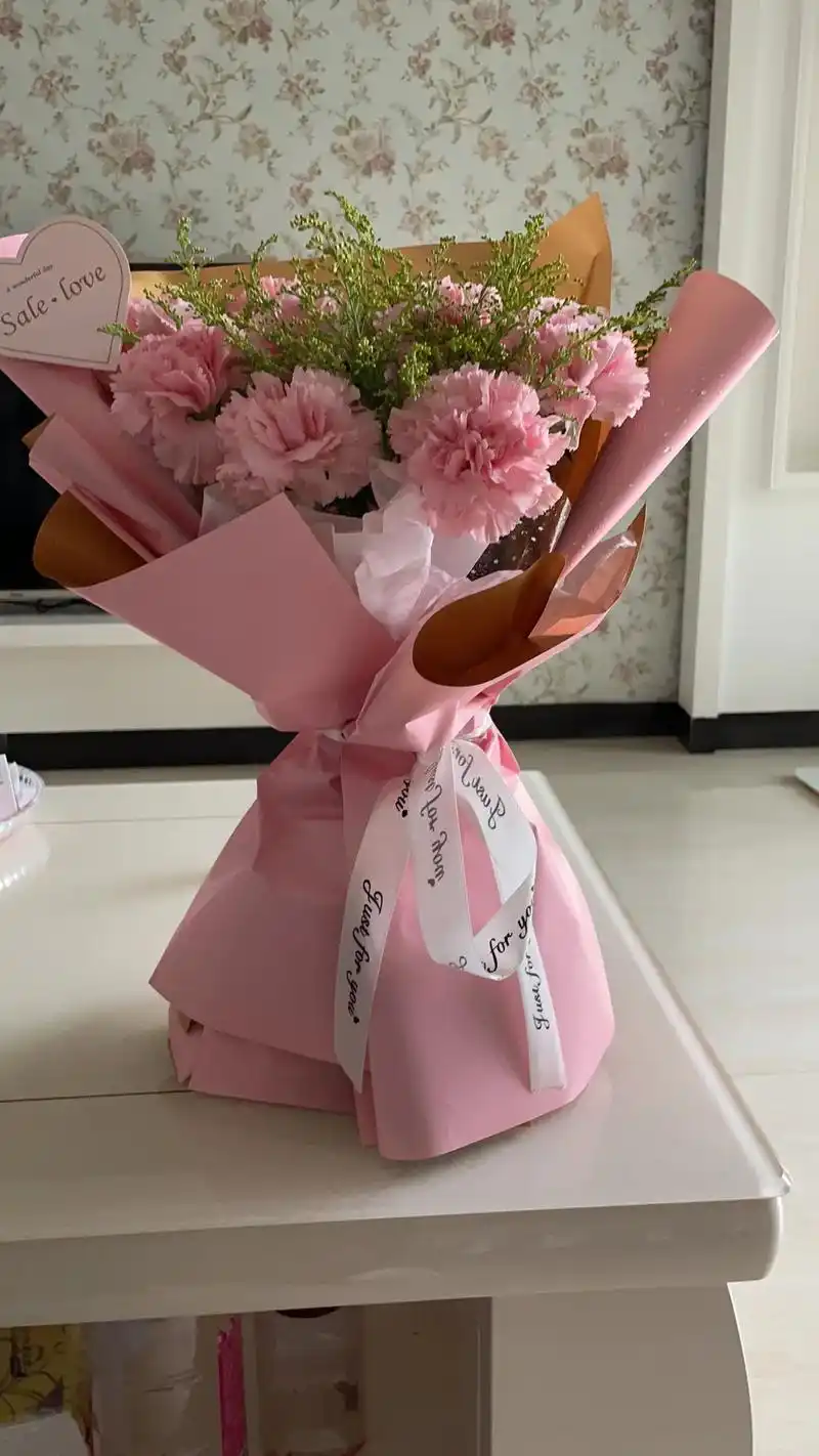 晒一下女儿送给母亲节的礼物,祝愿天下所有的母亲节快乐!