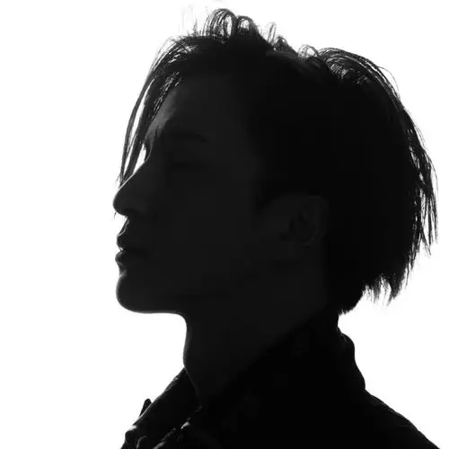 这个世界苦不堪言,你是唯一的甜薛之谦