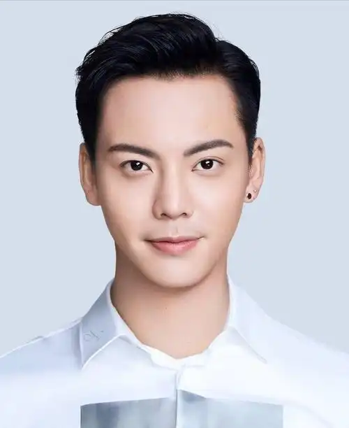 明星的证件照大赏个个都绝美