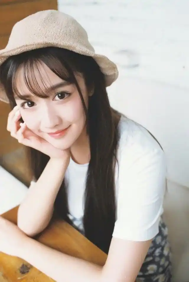 人物摄影:青春无敌大眼清纯漂亮美女日本游玩俏皮可爱唯美写真