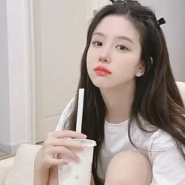 干净漂亮气质长发女生头像图片大全