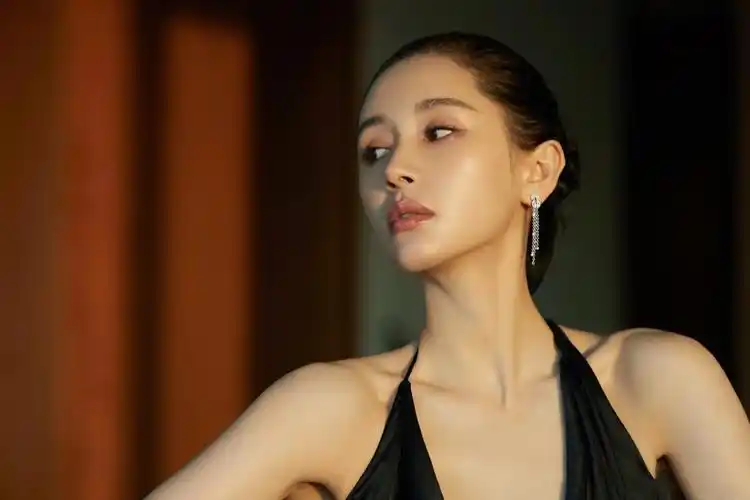 王子文个人资料简介入圈14年婚恋成迷