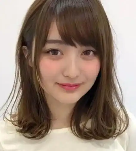 超好看的刘海发型女