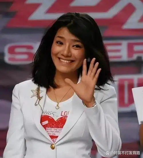 曾超女夺冠后"无人问津",如今却因整容失败爆火,现状令人心酸