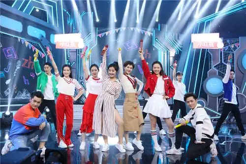 《天天向上》招女主持? 清纯艺考美女挑战沈梦辰