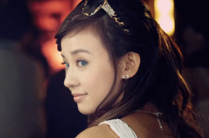 陈意涵元气少女可爱女神gif动图_动态图_表情包下载_soogif