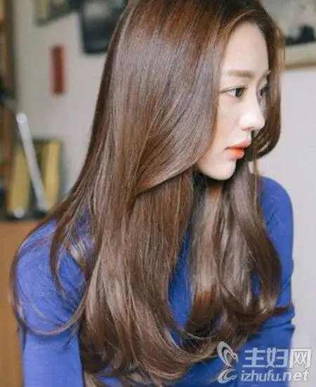 开学季 剪一款清纯减龄学生发型美成校花