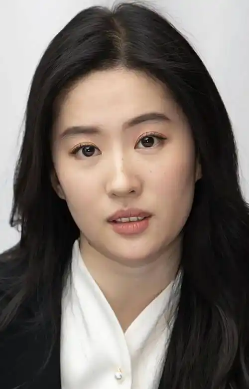 原创刘亦菲活动照片曝光膀大腰圆仙气全无满满的大妈既视感