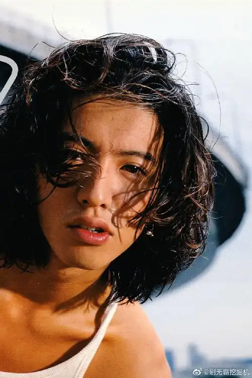 鲜肉时期的木村拓哉#颜值巅峰帅的我直接吸氧毕竟帅了几十年了,完美