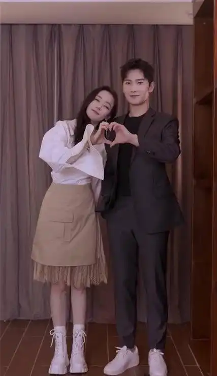 你是我的荣耀杨洋迪丽热巴高清壁纸 cp感十足很惊艳的皮肤合集_3