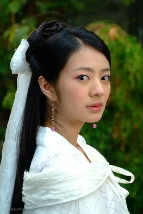 图文:《牛郎织女》造型曝光--安以轩明眸动人