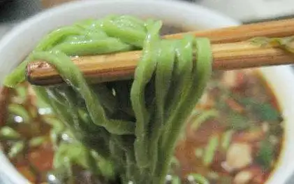 坤坤菠菜面地址:西安莲湖区夏家什字(近国会一号)推荐理由:店面很小