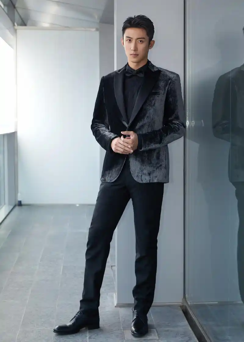 185大帅哥出圈,盘点娱乐圈最受欢迎的185男明星!谁让你更心动?