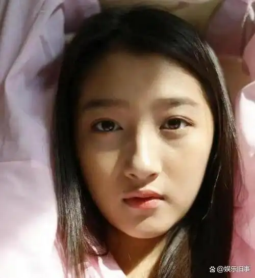 关晓彤卸妆后,baby卸妆后,迪丽热巴卸妆后,网友直呼不敢认