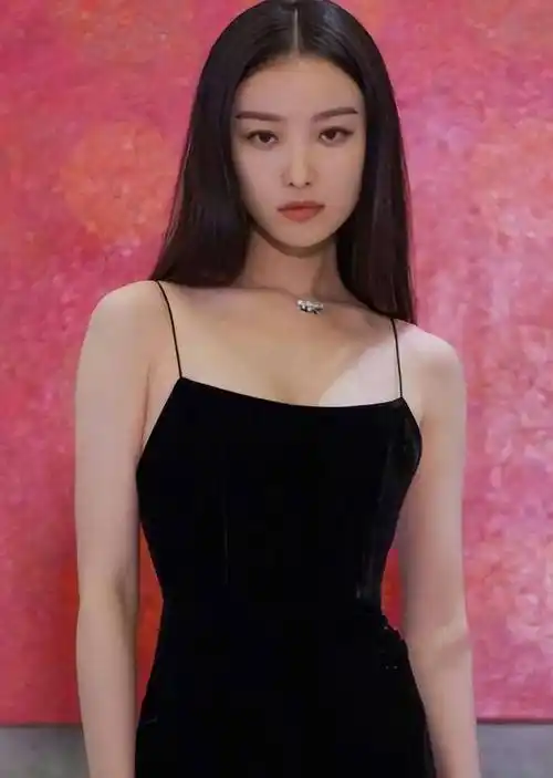 "谋女郎"倪妮被传扎戏,粉丝却十分的直气壮,网友直言过分_轧戏_事情