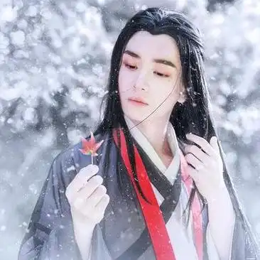 雪景翩翩公子带折扇头像唯美古风真人头像