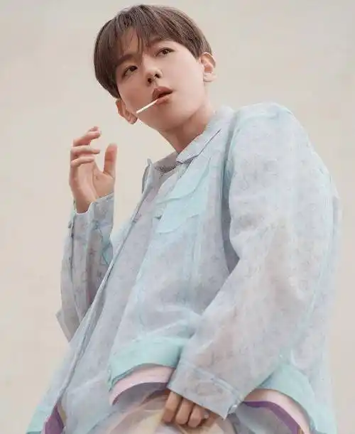 送别exo金钟大的入伍照,为何少了金钟仁?原来是去忙这件事了!