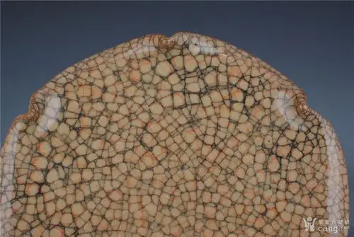 宋官窑冰裂纹荷叶花口高脚盘高12厘米宽23厘米