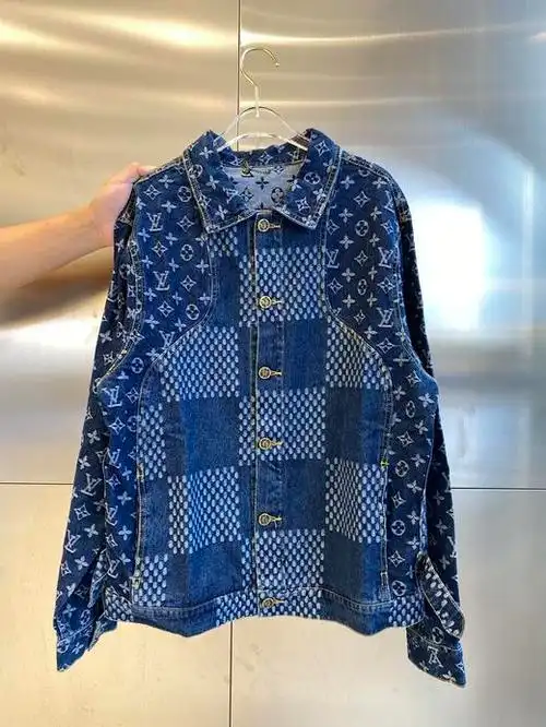 点此购买lv潮牌男女老花棋盘水洗牛仔夹克曾155293