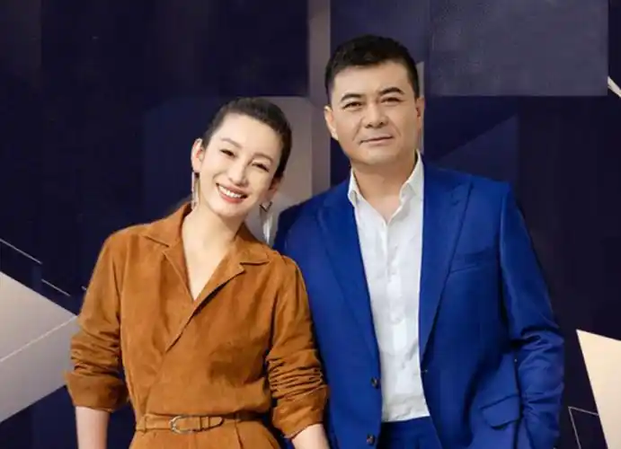 回顾秦海璐36岁嫁离异王新军让44岁的他当爹幸福背后有心酸