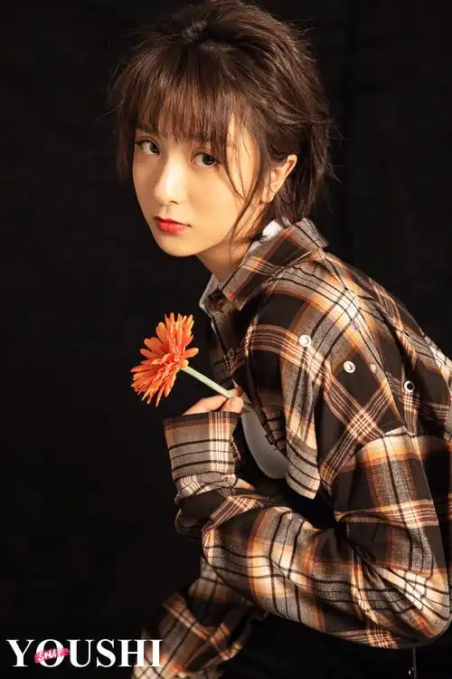 元气少女厉嘉琪最新大片曝光