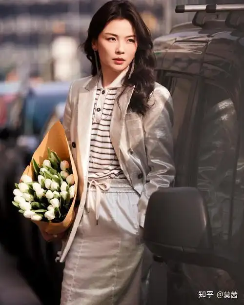 一个赛一个!刘涛:18岁好美,孙俪:18岁更美,蒋勤勤:你们让让