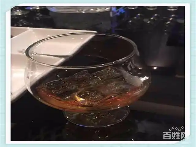 服务内容: ktv 服务范围: 北林绥棱 商户名称: 个人 所在地: 东方汇