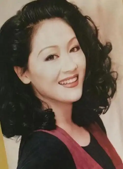 回顾著名演员王姬不图名不图利只求自己能比儿子多活一天