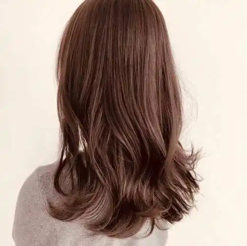 染了个亚麻色,效果不输发廊,发质竟然也变好了_染色_头发_植物