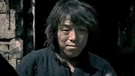 斗牛:黄渤经典表情包出现了,戏里黄渤得到八路牛,笑的一脸娇羞