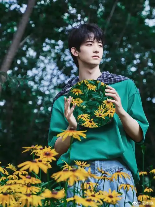 常华森今日最新造型来啦