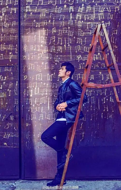 周杰伦 2015 美特斯邦威秋季新款写真!这腿可以玩一年了#716杰伦日