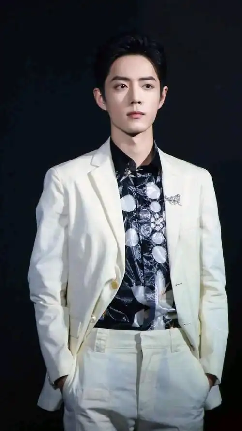 肖战走路鲨做不被定义的自己