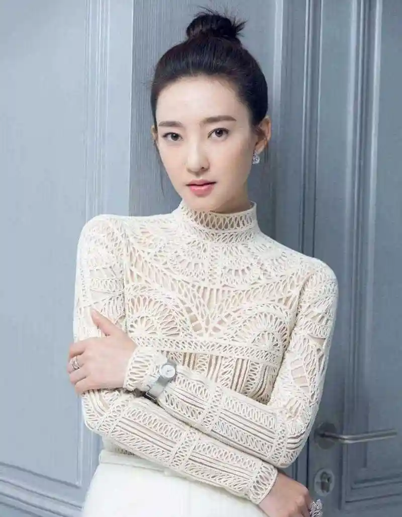 近两日来,素颜女神王丽坤与男友领证结婚的新闻,成为了大家热议的话题