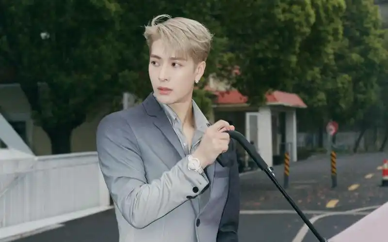 【王嘉尔】210331时尚芭莎年度派对全场高清cut 红毯 获奖年度音乐