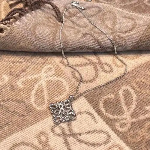 罗意威  #loewe  #loewe罗意威  #项链  #配饰分享