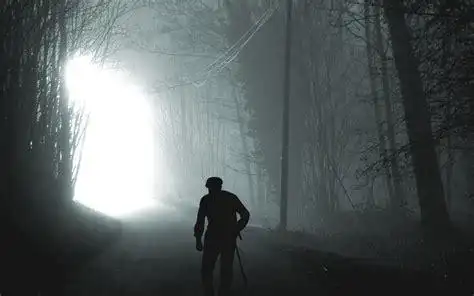 一个孤独沧桑的男人背影,高清壁纸图片,非主流-回车桌面