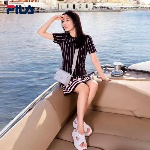 高圆圆同款1fila斐乐女子运动凉鞋新款厚底沙滩运动沙滩鞋