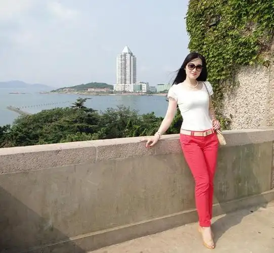 43岁离异女征婚照片(id:66224155)_江苏苏州征婚交友_珍爱网