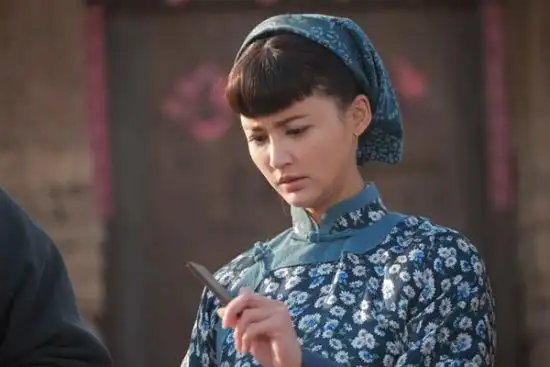 斯琴高娃[微博]等主演的《大宅门1912》自从开播以来,在国内电视剧