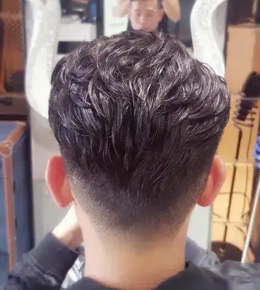 崇尚英雄的欧美男生都爱梳背头2019欧美男生流行背头鲜肉腊肉都能get4